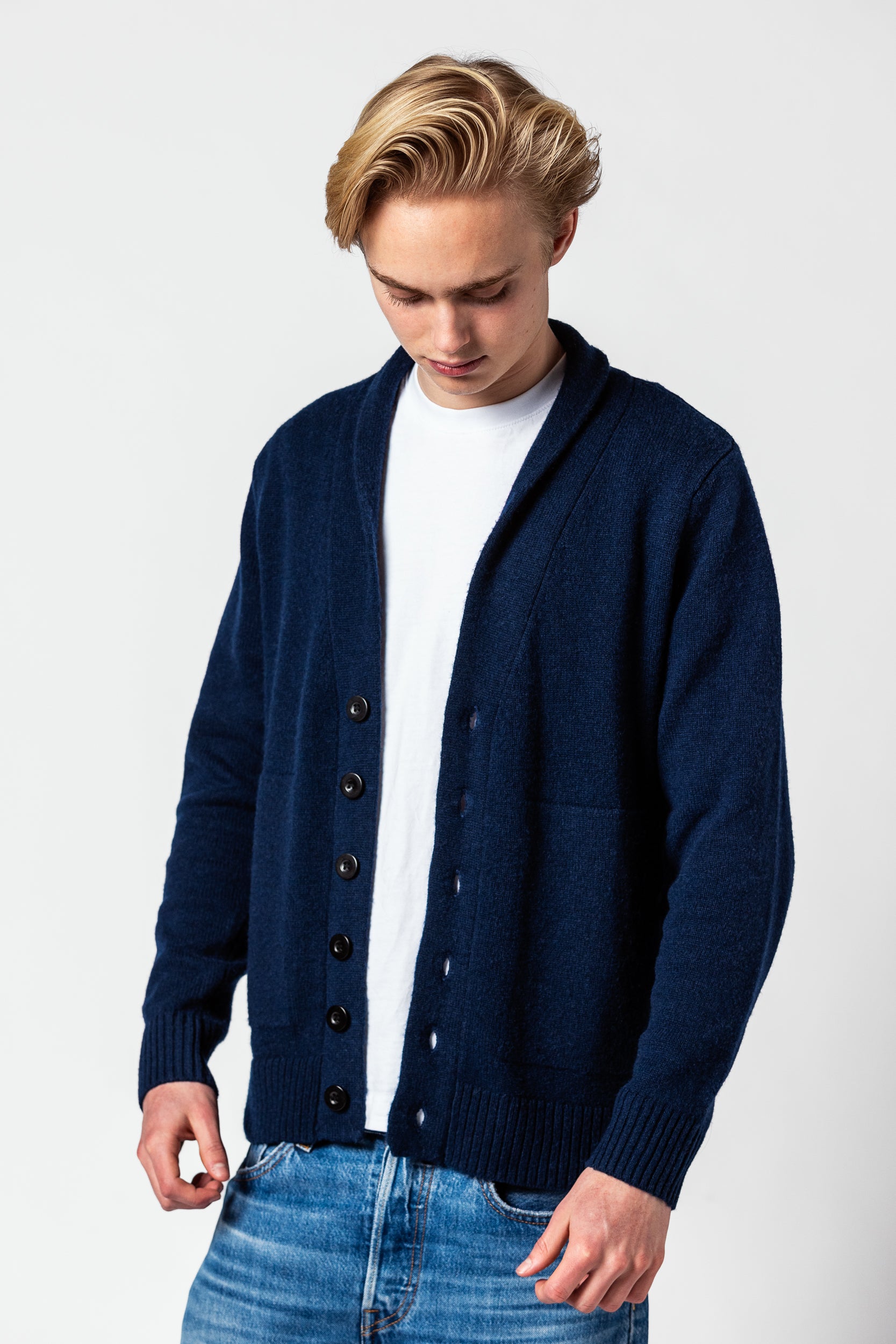 NAVY BLUE CASHMERE CARDIGAN