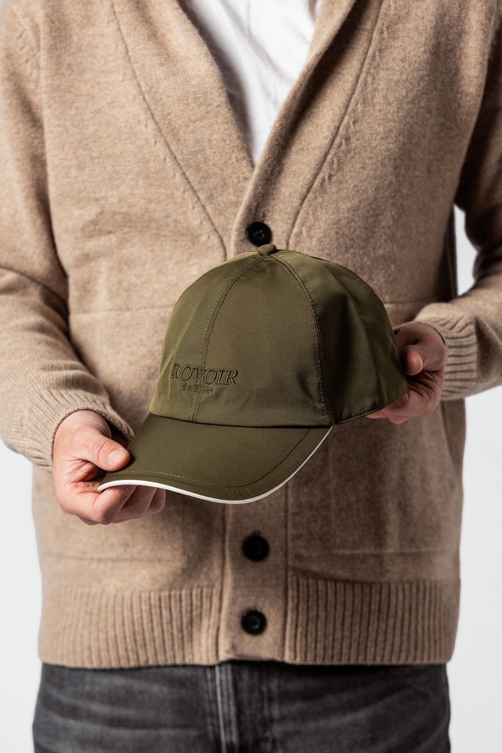 MICROFIBER HAT OLIVE GREEN