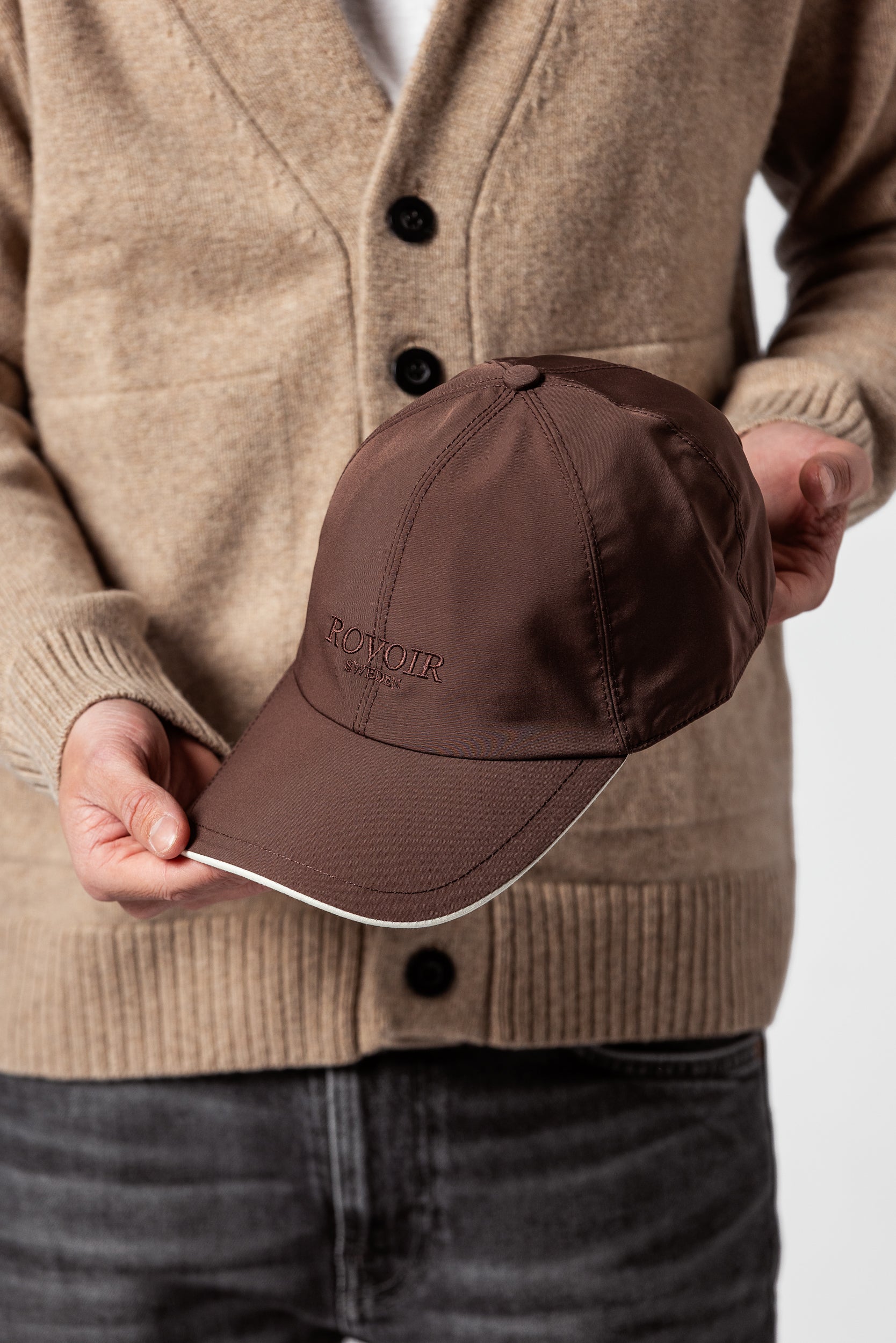 MICROFIBER HAT BROWN