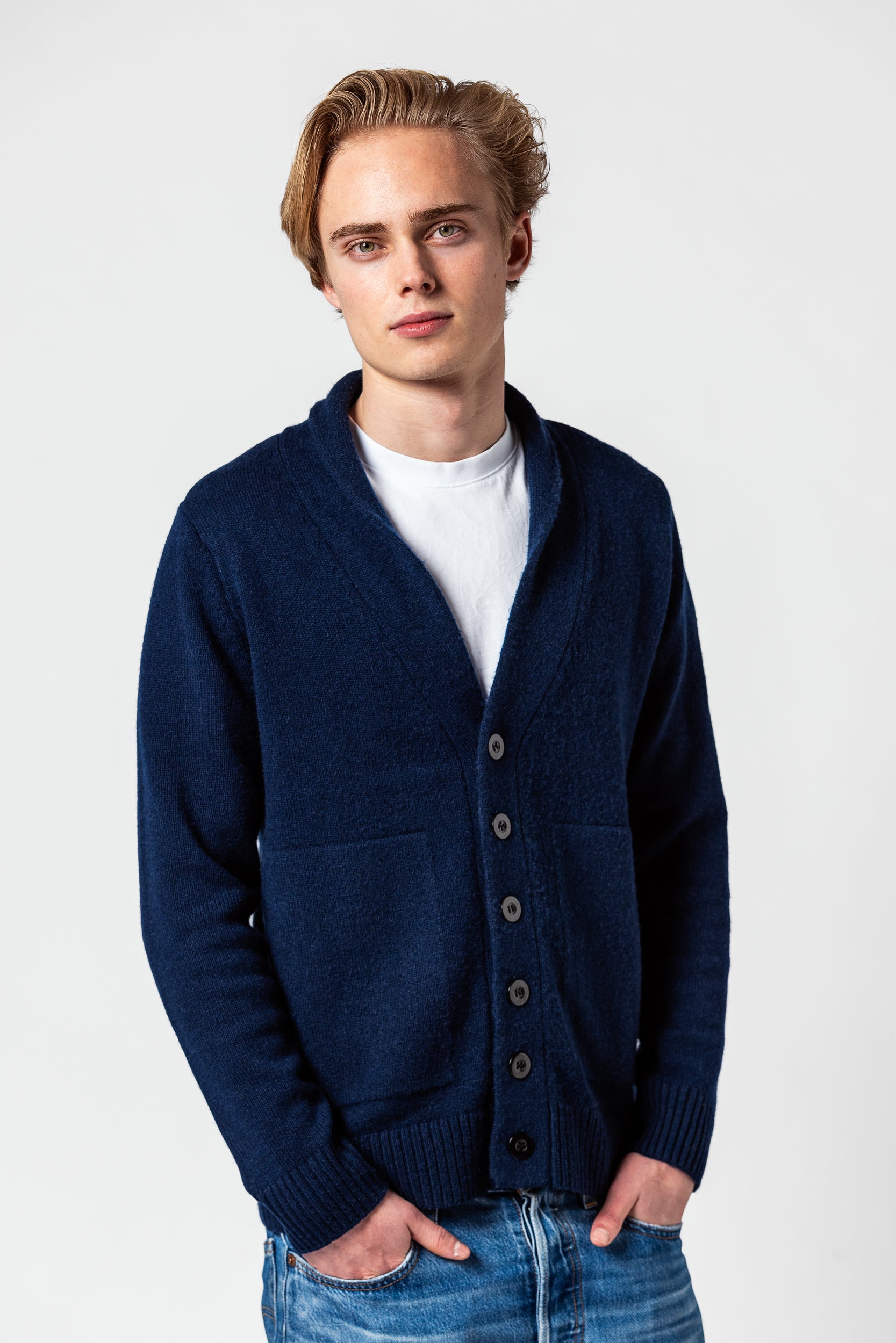 NAVY BLUE CASHMERE CARDIGAN