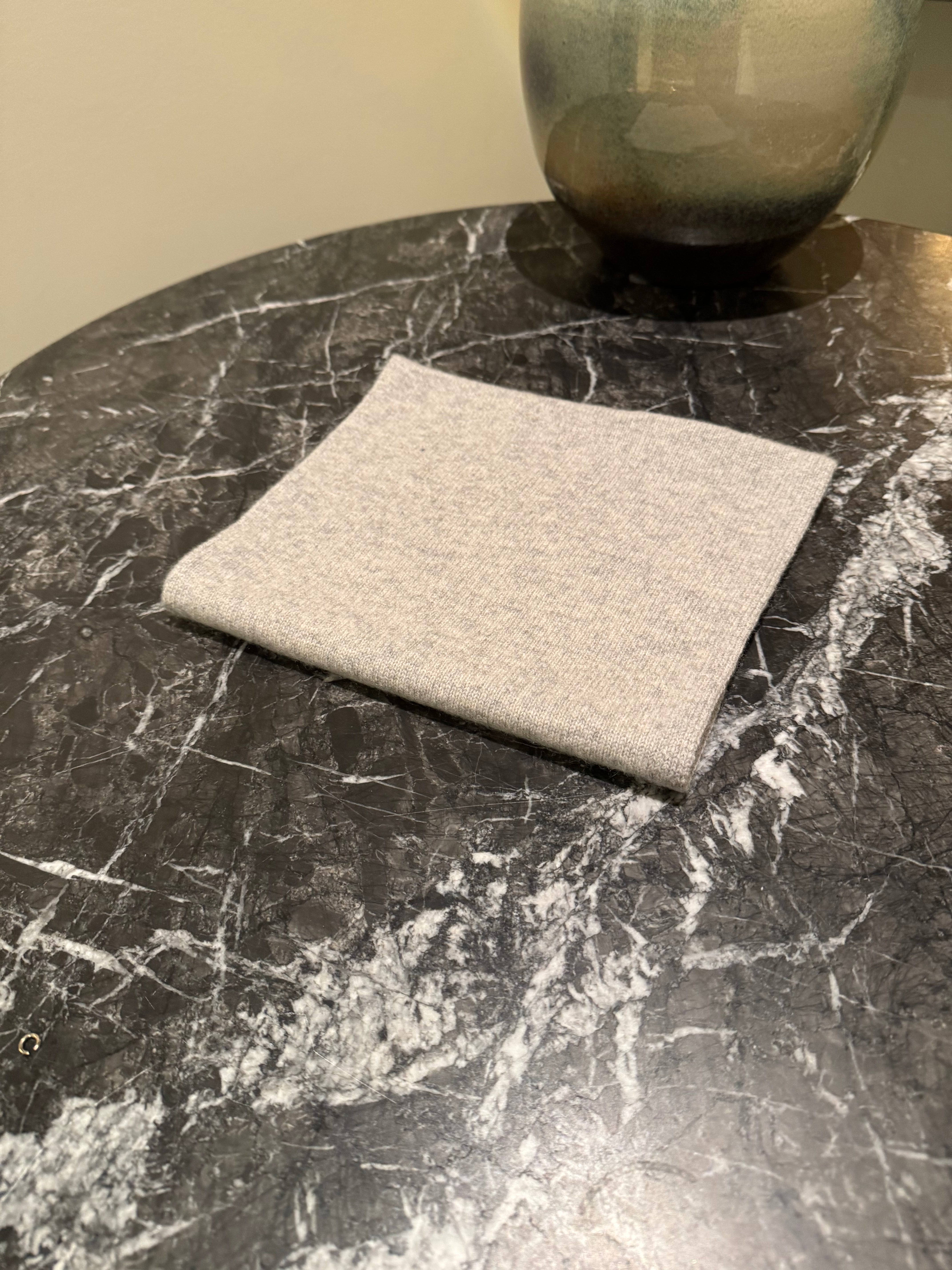 Light grey cashmere buff